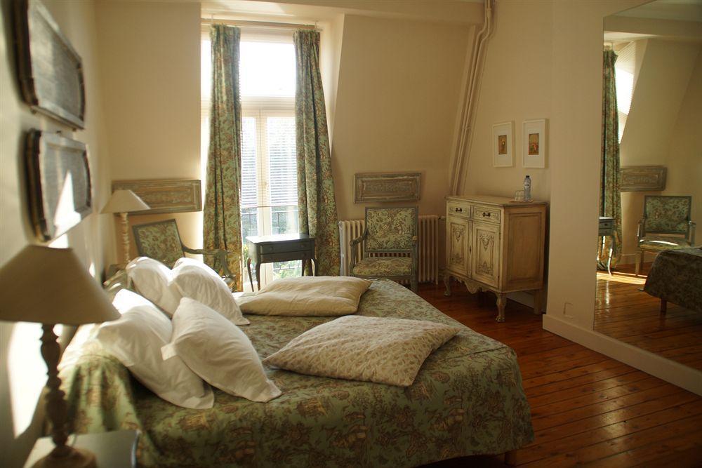 B&B Villa Leopoldine Brussels Guesthouse Иксел Екстериор снимка