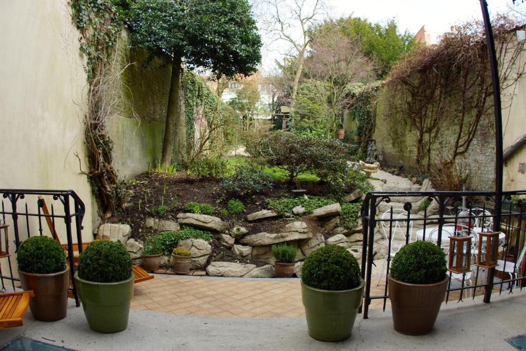 B&B Villa Leopoldine Brussels Guesthouse Иксел Стая снимка